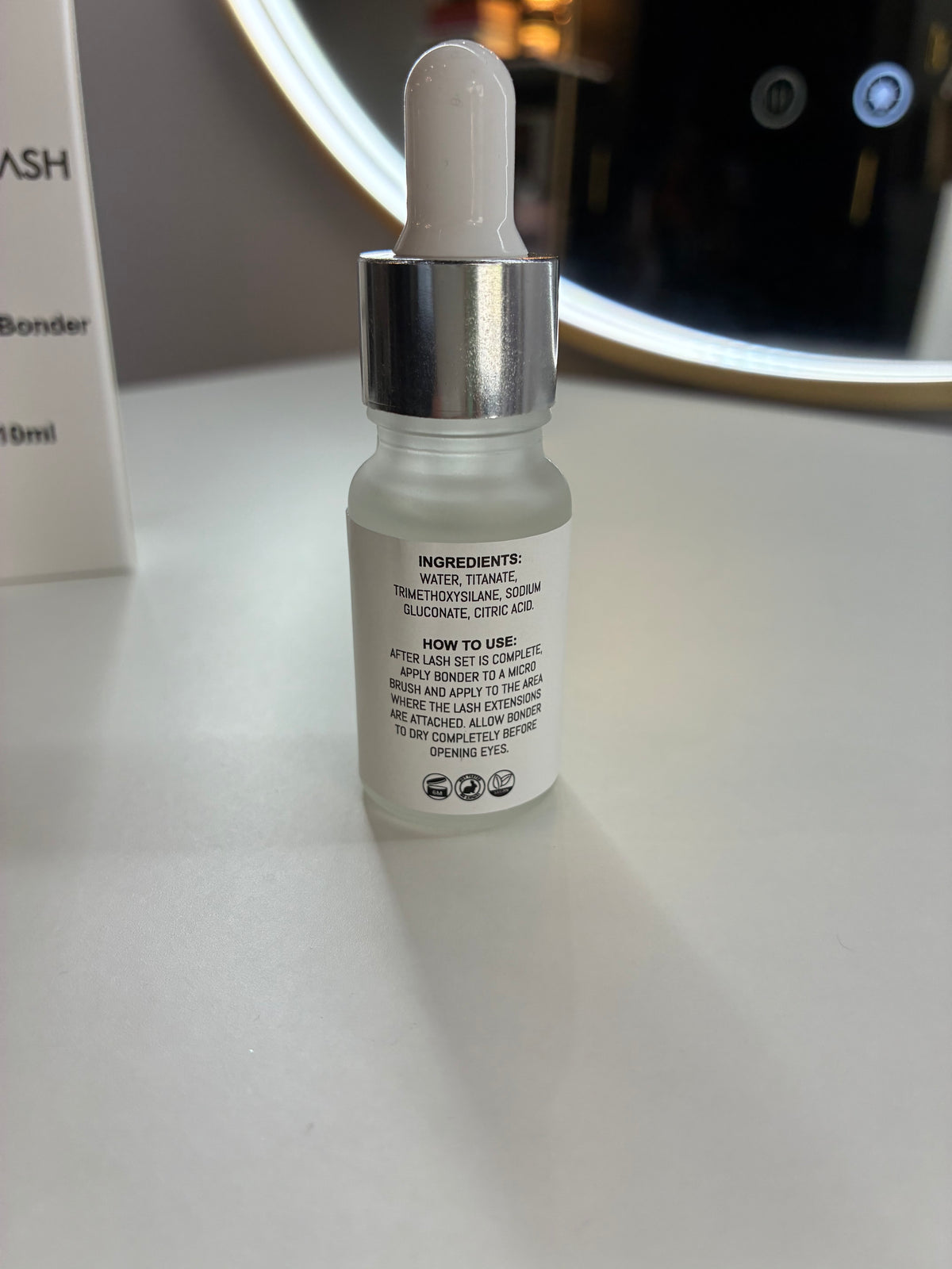 Lash Bonder